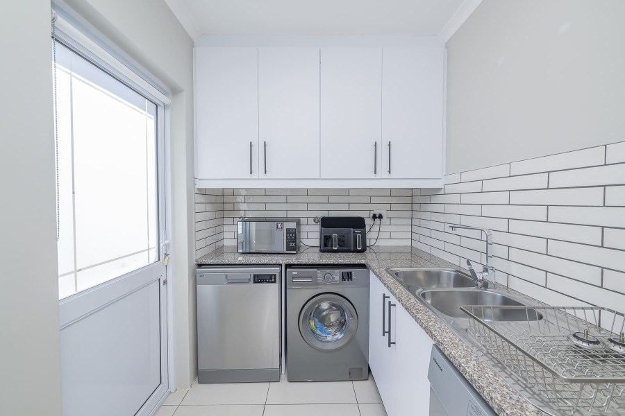 4 Bedroom Property for Sale in Pinehurst Western Cape